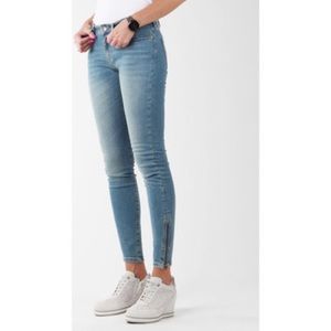 Wrangler | CORYNN Cropped Zipper Skinny Jeans